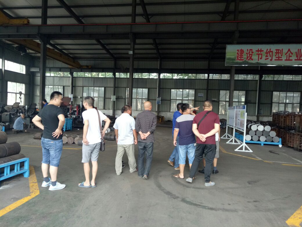 帶各代理去濟寧工廠參觀